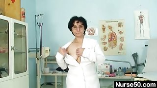 Old lady head nurse kinky hairy pussy spreading